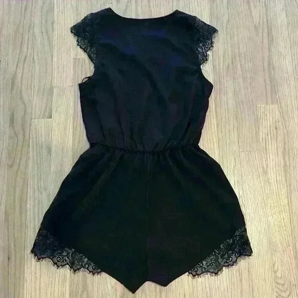 UO Kimchi Blue Lace Trim Romper - Picture 5 of 6